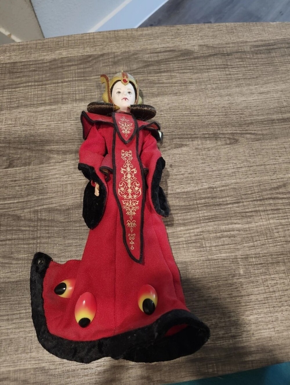 Star Wars Episode 1 (12 Inch) Queen Amidala Royal Elegance ~ Loose